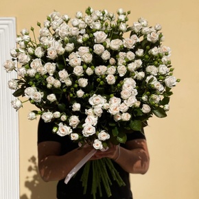 Букет из 27 кустовых роз (80 см) в Воскресенске