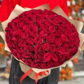 Букет 101 красная роза Кения (50 см) в Воскресенске
