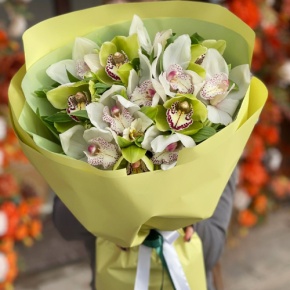 Букет "Бруклин" из орхидей и альстромерий в Воскресенске