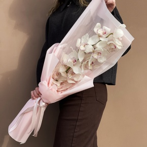 Букет из белой орхидеи в Воскресенске