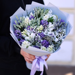 Букет "Алиби" из гиацинтов, вероники, нерине в Воскресенске