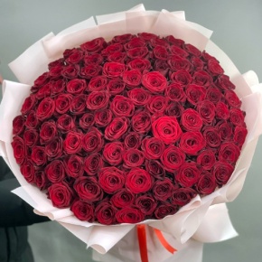 Букет "Париж" из 101 красной розы (60 см) в Воскресенске