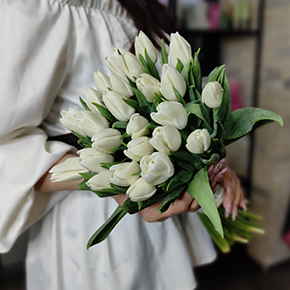 Букет белоснежных тюльпанов (25 шт) в Воскресенске