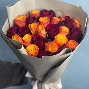 Букет из 25 Кенийских роз микс (40 см) в Воскресенске