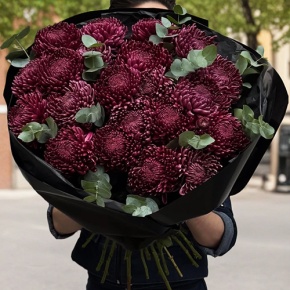 Букет из 21 винной хризантемы Бигоуди в Воскресенске