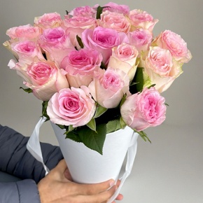 Букет из 21 розы Кения в конусе в Воскресенске