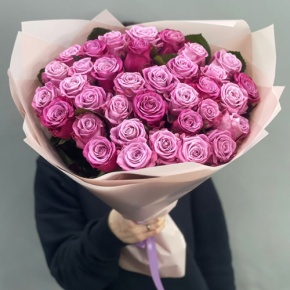 Букет из 51 розы Космик (50 см) в Воскресенске