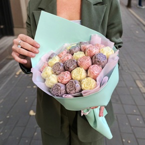 Букет 25 шоколадных пионов в Воскресенске