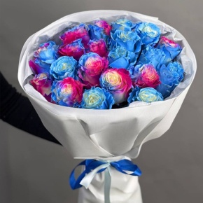 Монобукет из 21 розы Эквадор Радуга (60 см) в Воскресенске