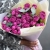 Букет "Малиновый бисквит" из кустовых и пионовидных роз и эвкалипта в Воскресенске