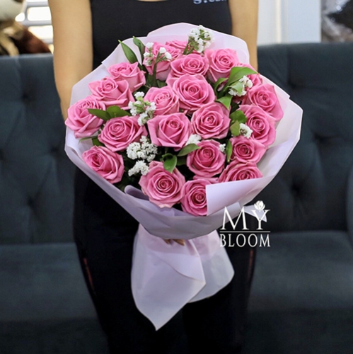 Букет из 21 розовой розы Аква (50 см) в Воскресенске