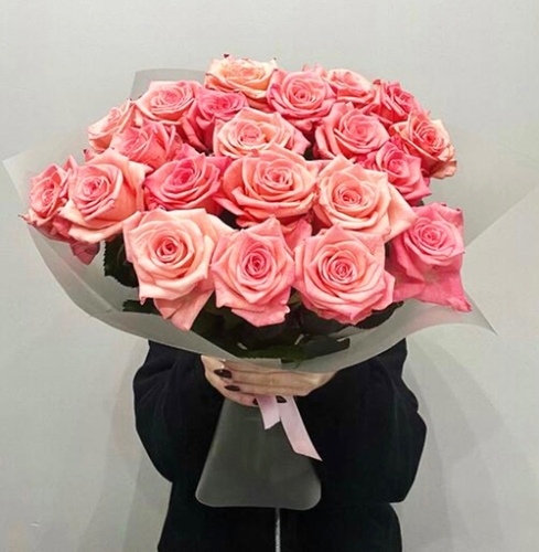 Букет из 21 розовой розы (50 см) в Воскресенске