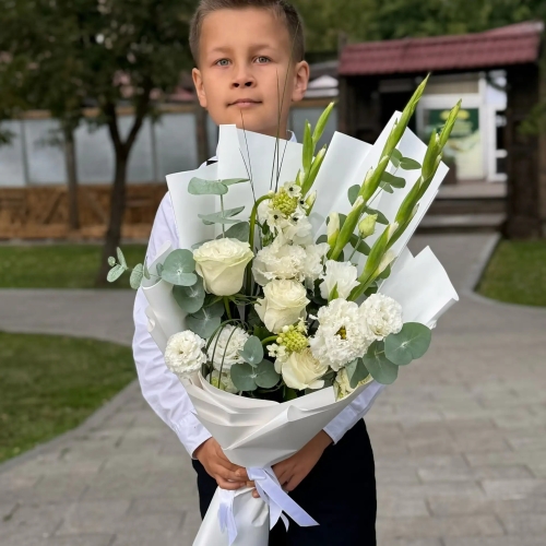 Букет на 1 сентября с гладиолусами, розами, эустомой и орнитогалумом в Воскресенске